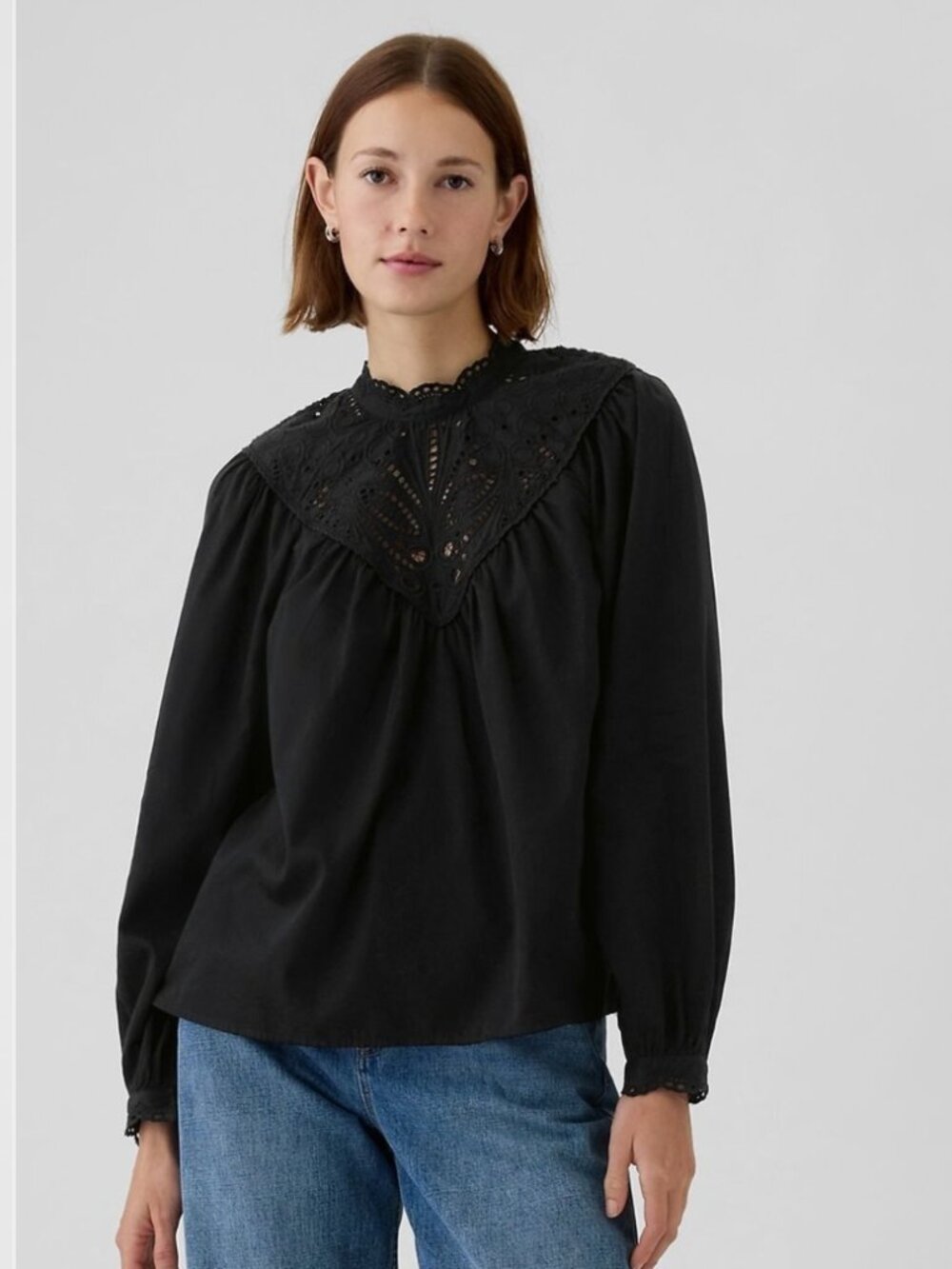 Gap eyelet embroidered blouse - black L